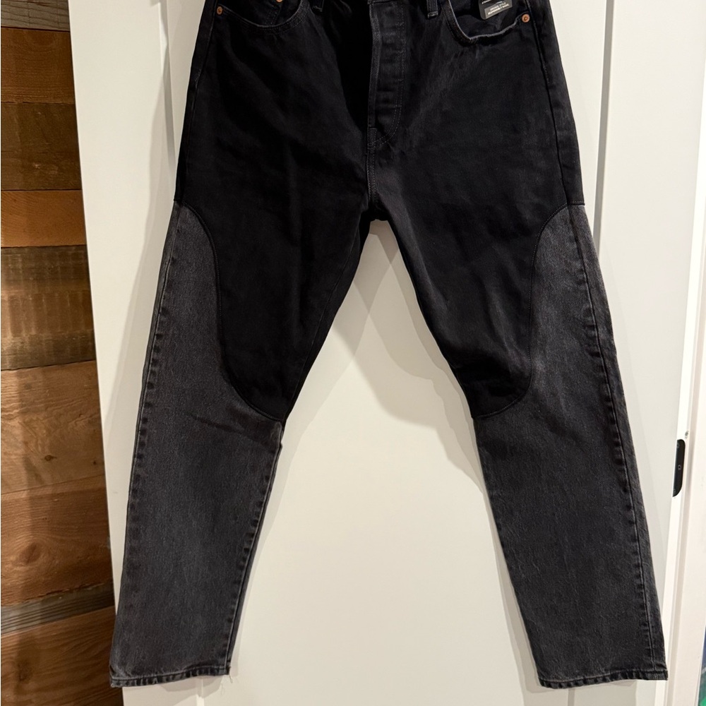 Levi's 501 - Black and Grey